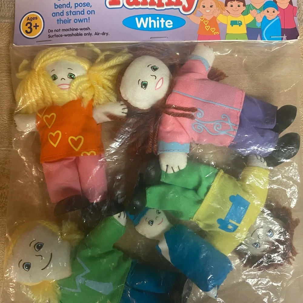 Soft Posable Gamily - Picture 1 of 2